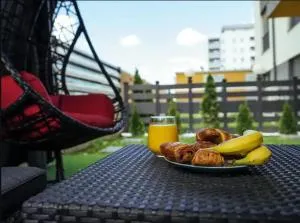 Cozy Special Pallady Apartament with Garden & Courtyard - Căţelul