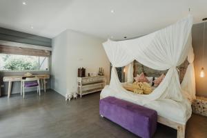 Maylie Bali Villa & Bungalows