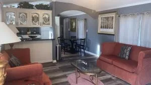 Cozy 3BR cabin with AC and Wi-Fi Fully Fenced - Covington