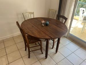Appartements Appartement avec grand balcon, piscine et parking : photos des chambres