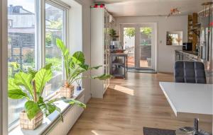 Awesome Home In Tomelilla With Wifi