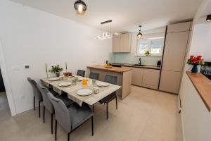 Villa Katmari with private heated pool