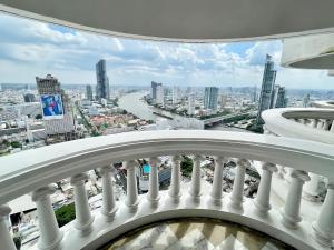 State Tower Bangkok