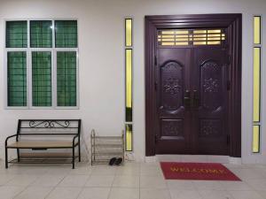 Jk Home 12Pax 500Mbps 10Beds 4BathR 2Carparks