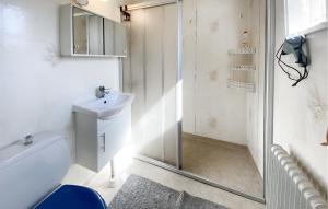 Awesome Home In Alsterbro With Wifi