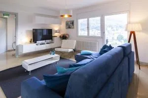 Apartment Design - Terrazzo, vista lago mozzafiato - كاسلانو