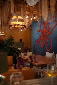 Green Side Apart Hotel