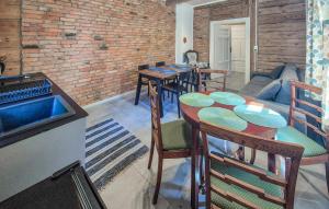 Pet Friendly Home In Spore