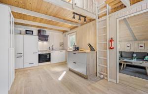 2 Bedroom Cozy Home In Hemmet