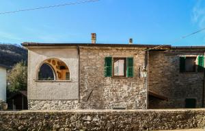 Awesome Home In Castagnetoli