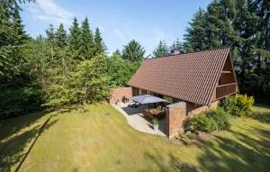 Stunning Home In Højslev With Wifi - Sundstrup