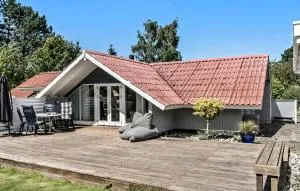 3 Bedroom Lovely Home In Dannemare - Søllested