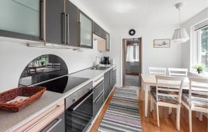 Awesome Home In Vittsjö With Wifi