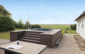 Nice Home In Janderup Vestj With Sauna
