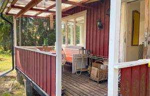 2 Bedroom Stunning Home In Gräddö