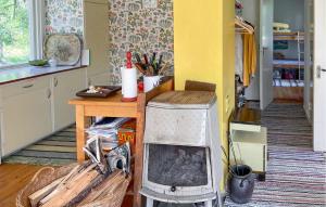 2 Bedroom Stunning Home In Gräddö