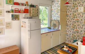 2 Bedroom Stunning Home In Gräddö