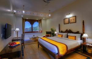 TreeHouse Rajbagh
