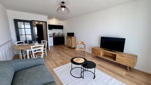 La Vigie: Sérénité en Bord de Mer