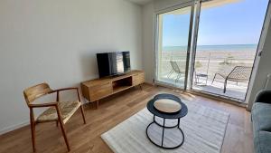 La Vigie: Sérénité en Bord de Mer