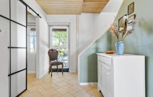 Stunning Home In Ranum With Wifi