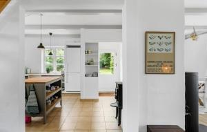 3 Bedroom Amazing Home In Stege