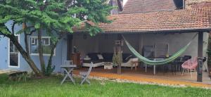 Maisons de vacances La Maisonnette Bleue, Eco-logis equipe de toilettes seches : photos des chambres