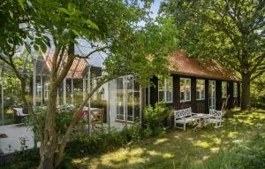 5 Bedroom Gorgeous Home In Askeby - Vejringe