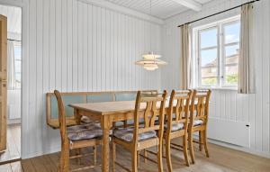 Cozy Home In Blåvand With Sauna