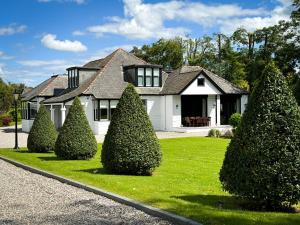 Large and luxurious country home near Glasgow