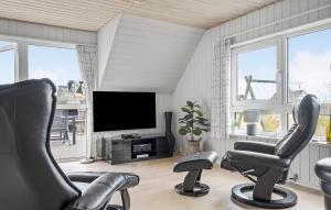 Stunning Home In Hvide Sande With Sauna