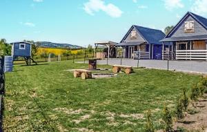 3 Bedroom Gorgeous Home In Wojcieszyce