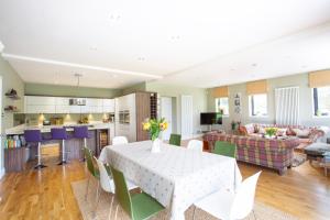 Large and luxurious country home near Glasgow