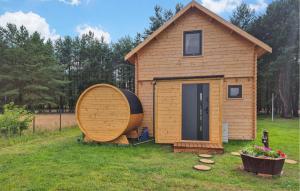 Gorgeous Home In Nowe Warpno With Sauna