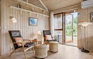 3 Bedroom Beautiful Home In Løgstør