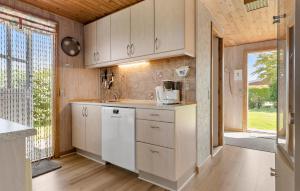 3 Bedroom Lovely Home In Bogense