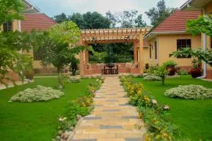 Lindrin lodge moshi - Shiri