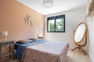 Villas Villa avec piscine a 25 min de lyon : photos des chambres