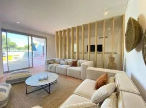 SUNSET VILLA - Luxury villa with superb pool and great views - Arábia