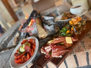 Hotels Hotel des Pyrenees : photos des chambres