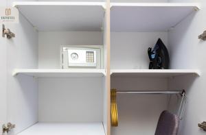 Homtel Residence AUC