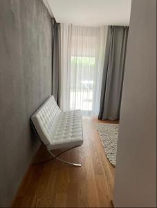 Prestige Living, 2BR Luxury Apartment, Koliba location, free parking