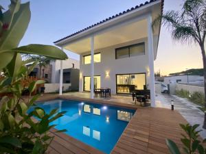 Villas Villa de luxe entre mer et montagne : photos des chambres