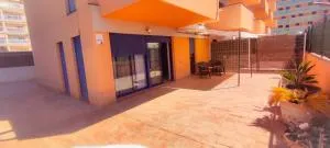 Piso planta baja y gran patio con piscina comunitaria - Daimuz