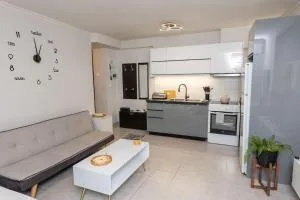 Elegant Apartment Piraeus - Pérama