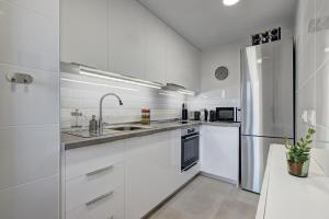 New 2 bed 2 bath Beach close Apartment with panoramic view Lagunas de Mijas