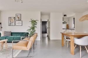 Vakantiehuis aan het water -incl laadpaal-