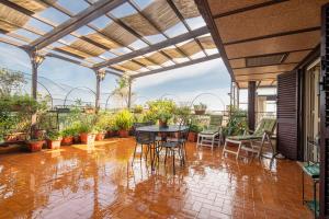 Big Terrace Grand House - New