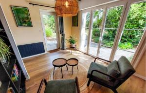 Maisons de vacances Amazing Home In Ploubezre : photos des chambres