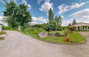 Maisons de vacances Cozy Home In Port-Sainte-Foy-Pontch : photos des chambres